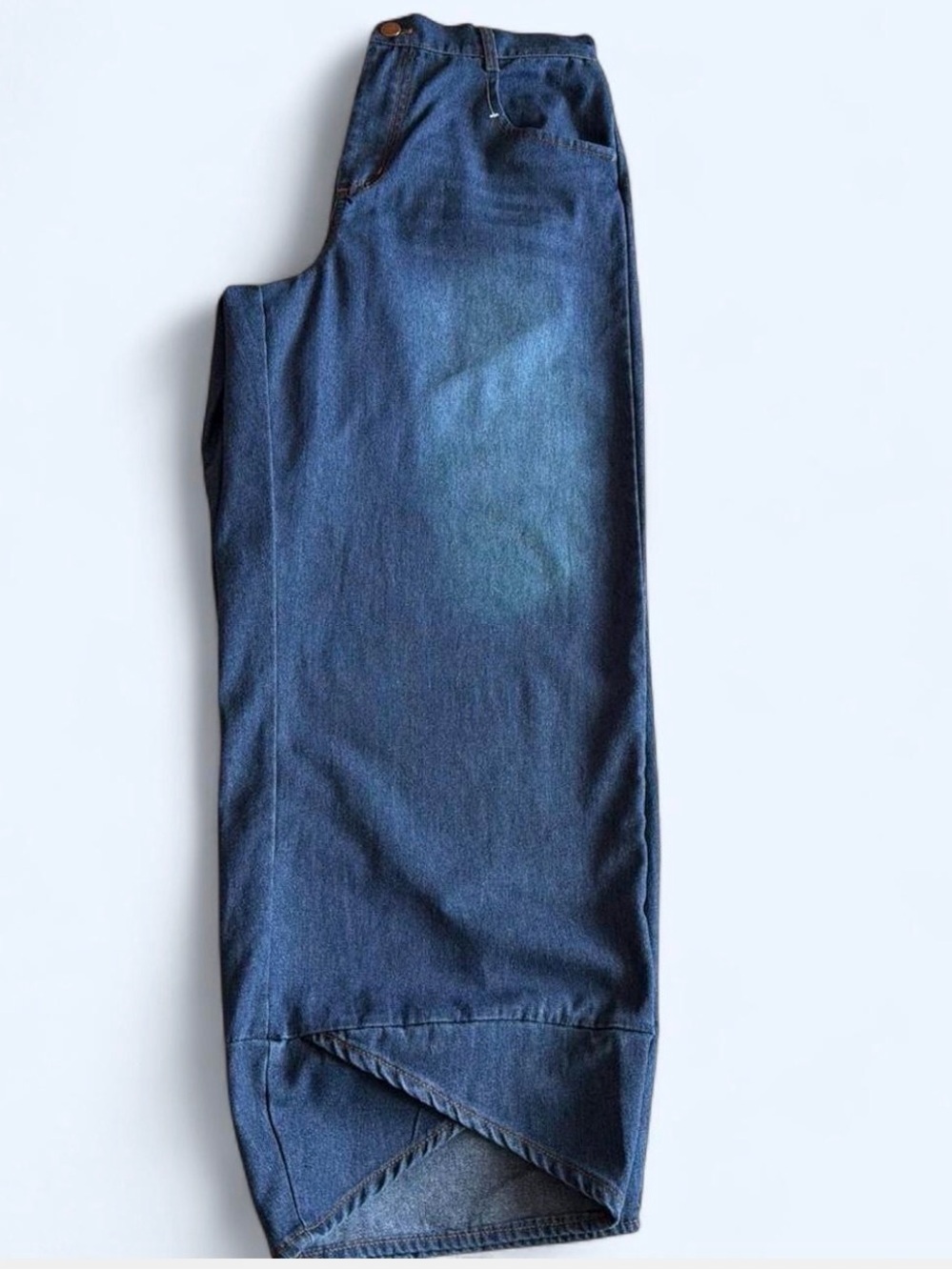 Women’s denim blue jeans, wide leg, over lapped detailed hem, pockets. Size XL